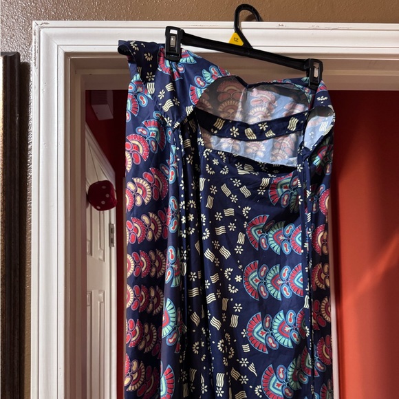 Women “not sure brand name” one piece jumpsuit. - Picture 5 of 7